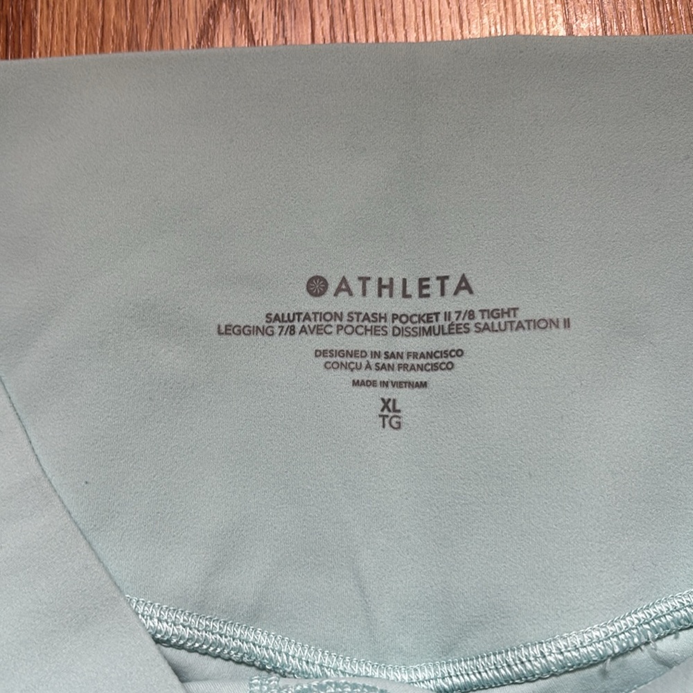 Athleta Salutation Pocket Leggings - Picture 2 of 6